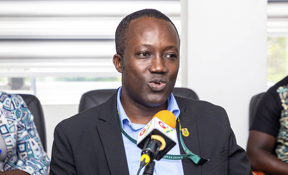 Prof Daniel Duah